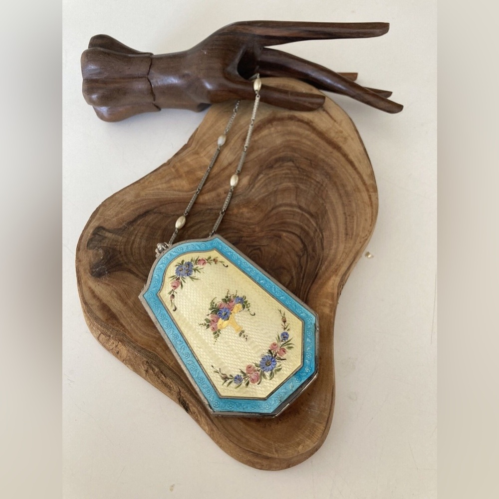 ⚖️ISO🐰 - Picture 6 of 12